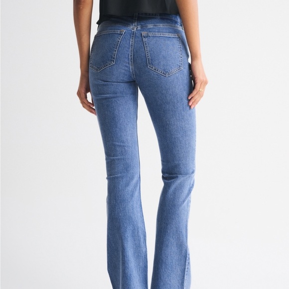 Abercrombie High Rise Bootcut - Picture 2 of 5